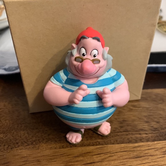 Disney Characters Bundle - Picture 7 of 9